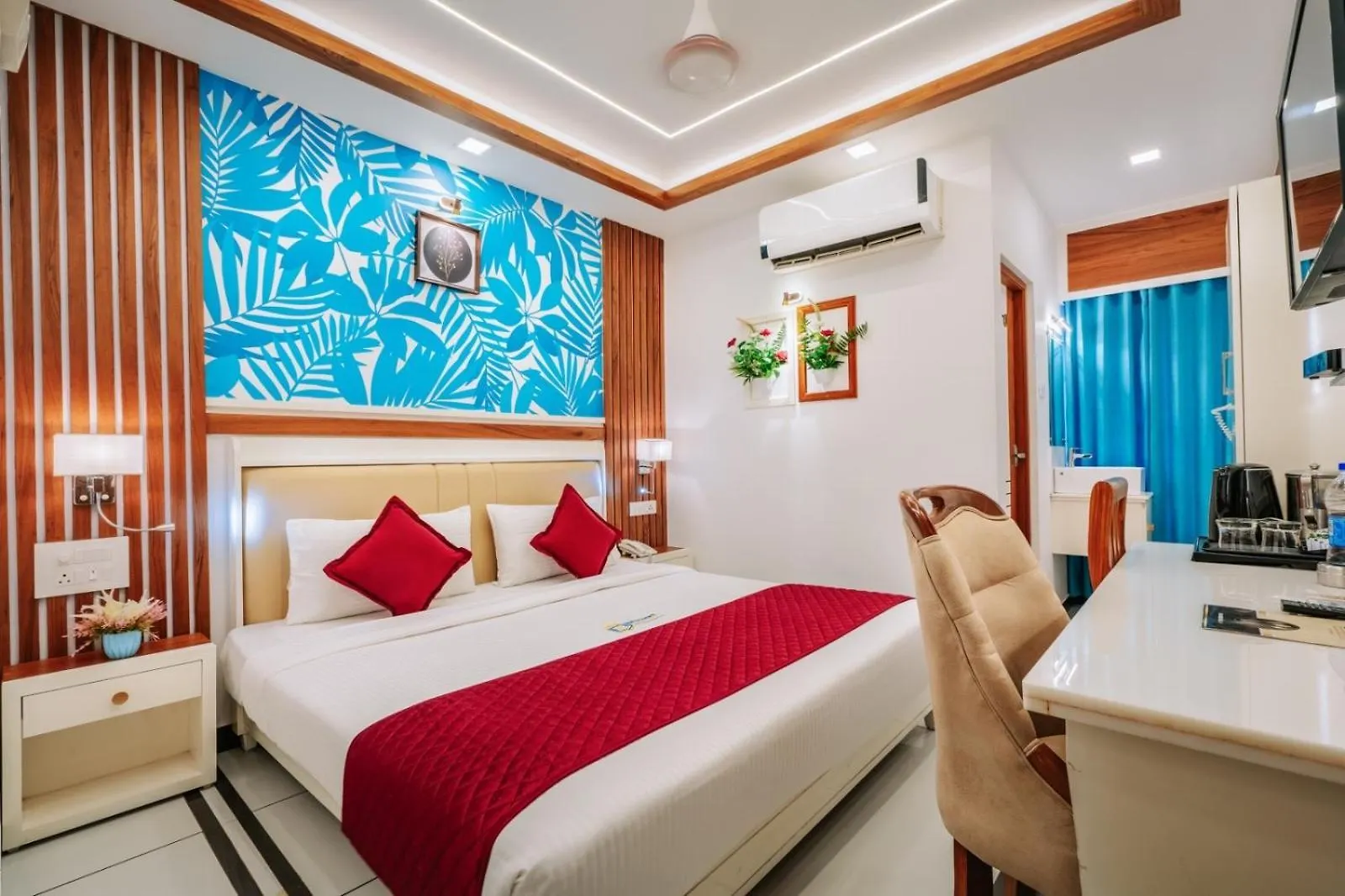 Excellency Airport Hotel Angamali
