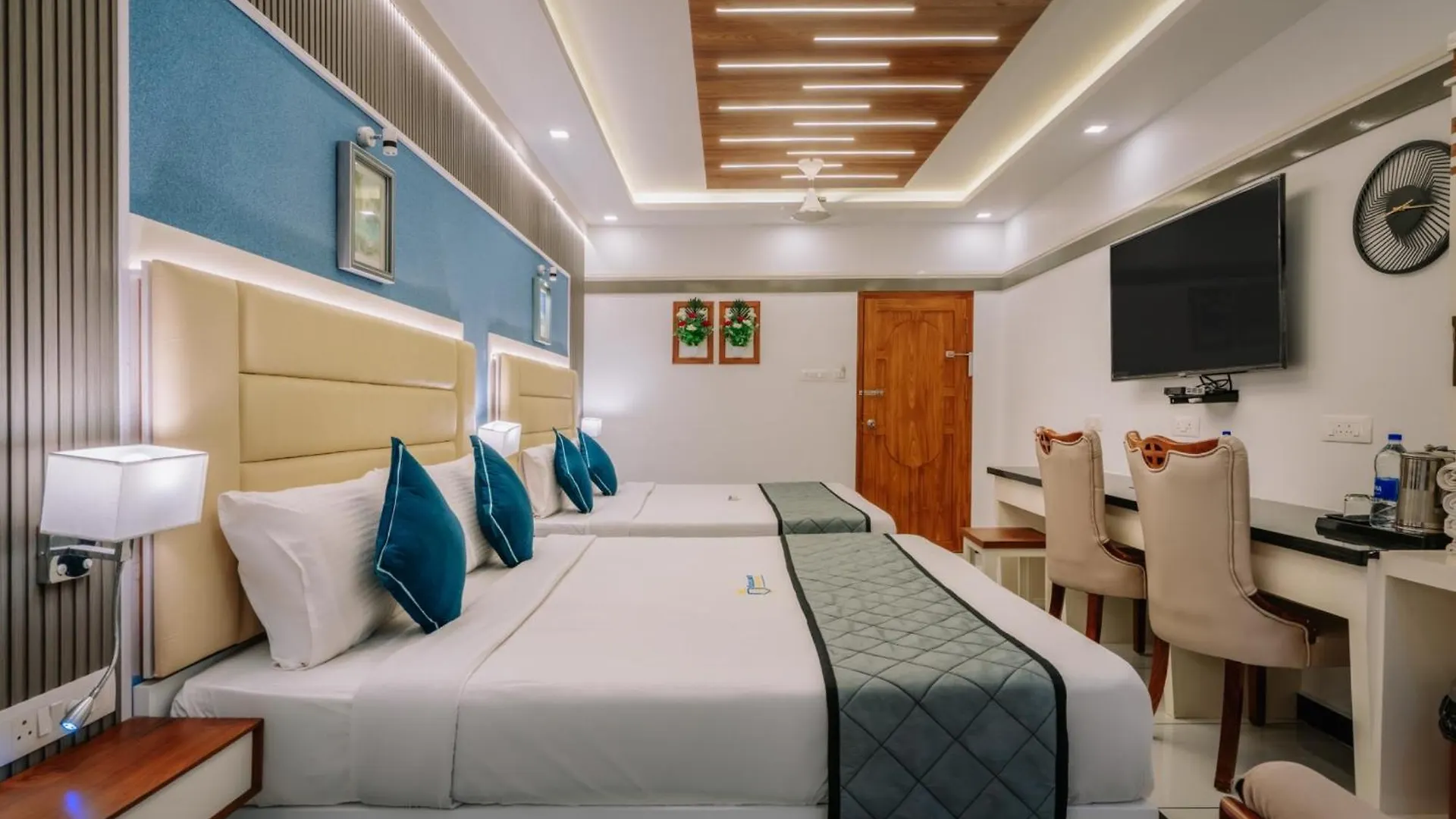 ***  Excellency Airport Hotel Angamali India