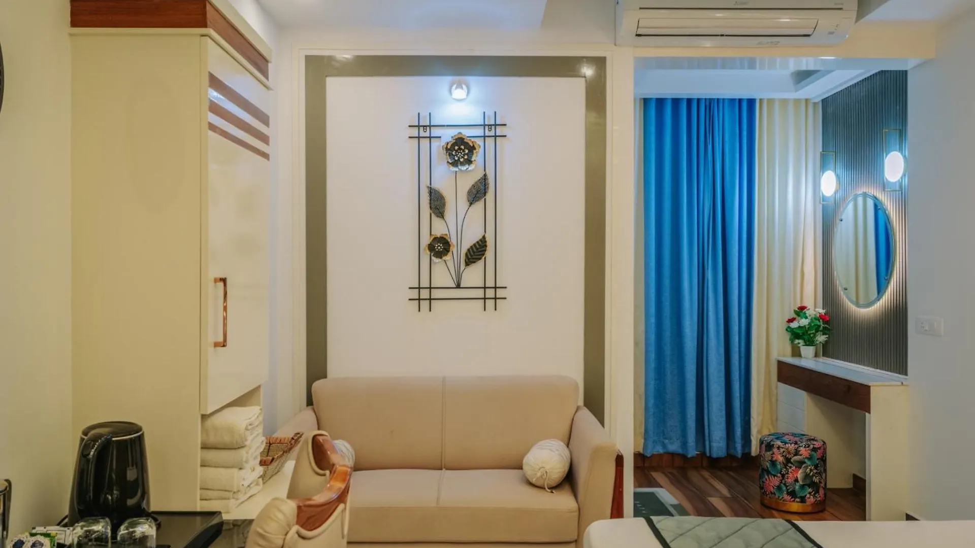 ***  Excellency Airport Hotel Angamali India